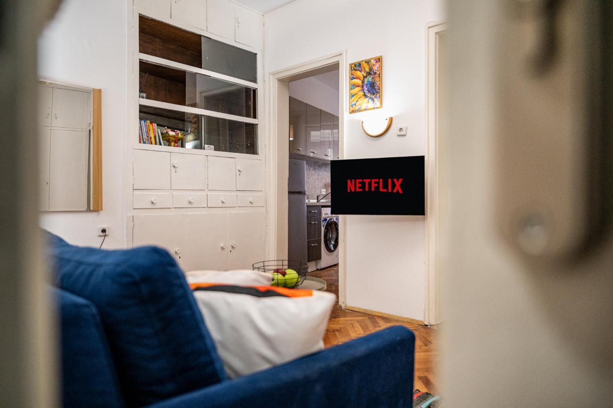 Lovely Art Apartment - Victory Варна Екстер'єр фото