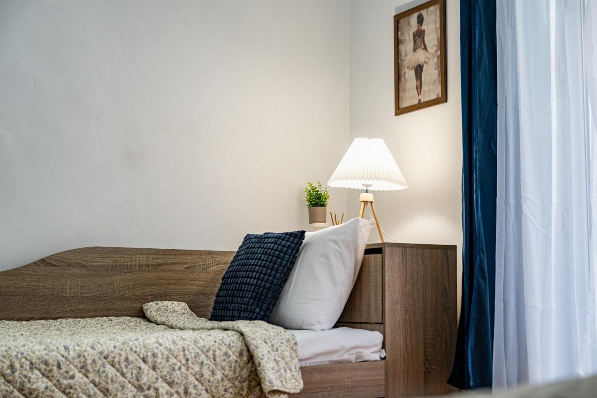 Lovely Art Apartment - Victory Варна Екстер'єр фото